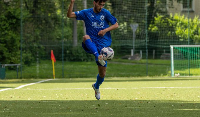 SSVg Velbert triumphiert über TuRU Düsseldorf mit 3:1!