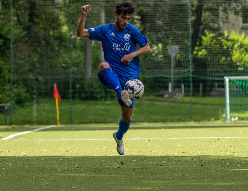 SSVg Velbert triumphiert über TuRU Düsseldorf mit 3:1!