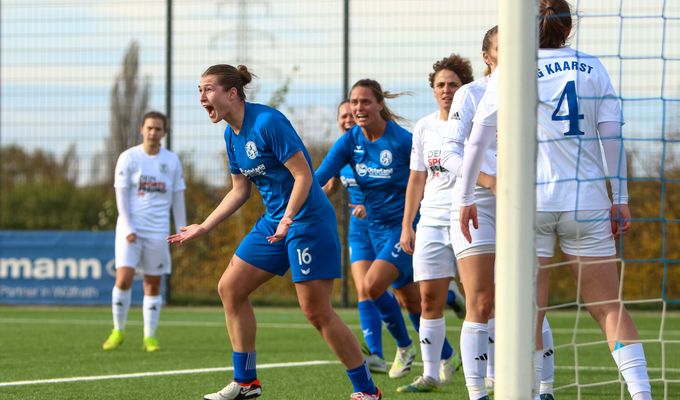 Die Fotos vom 1:0 Erfolg der SSVg Damen